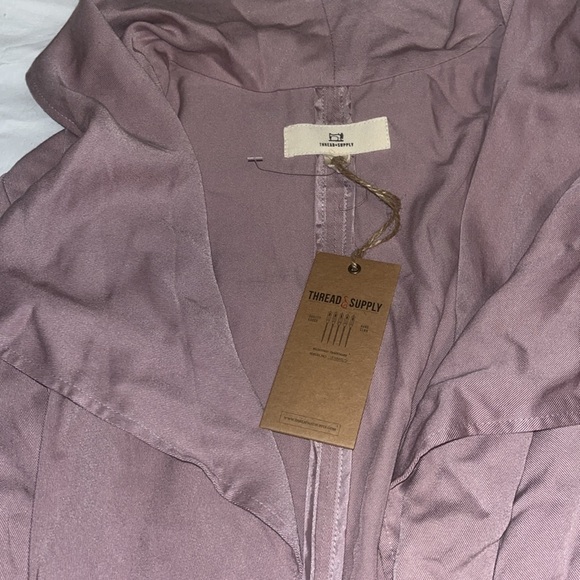 NWT! Thread and Supply midi length dusty rose jacket size Medium - Picture 3 of 4